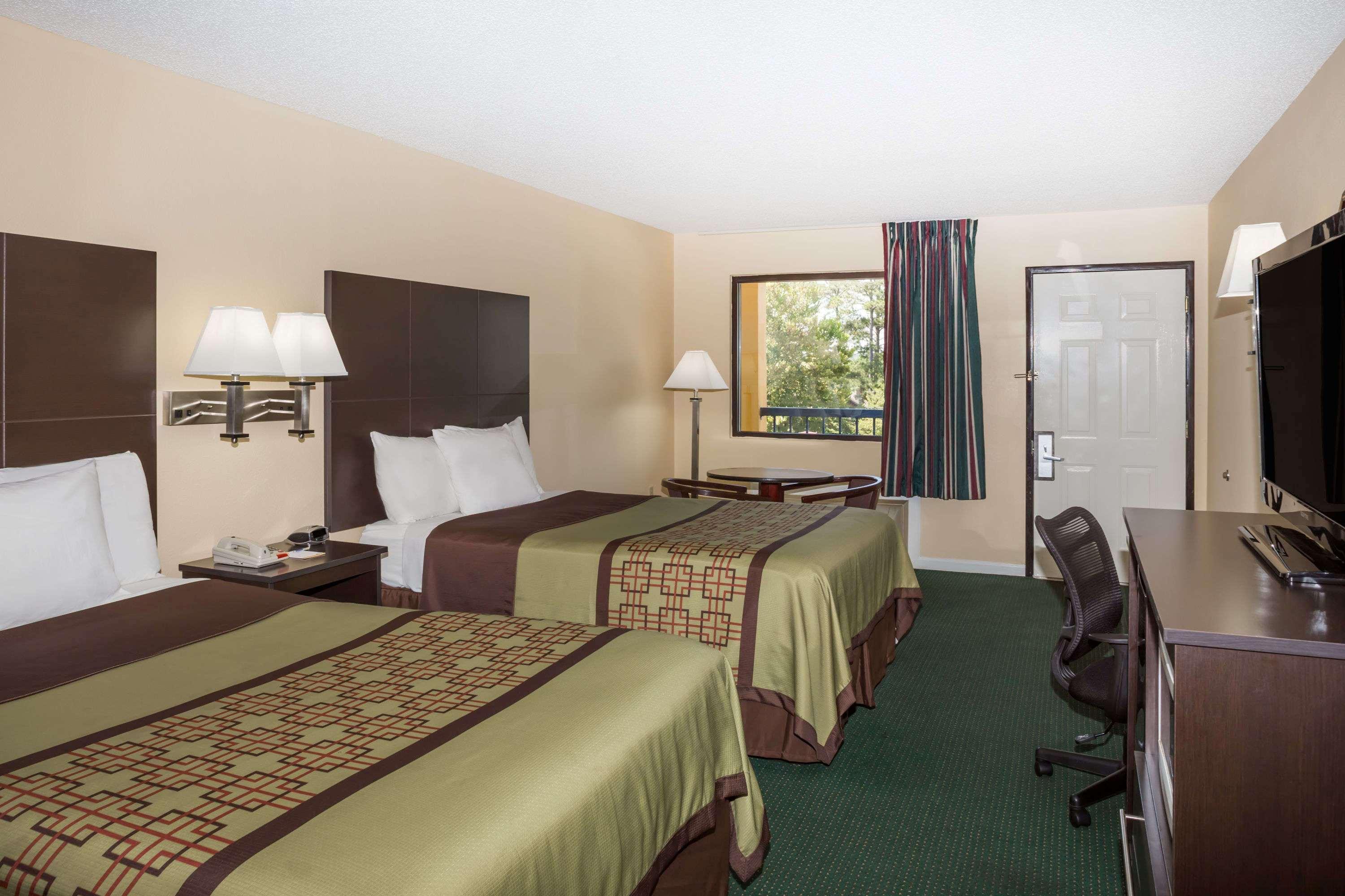 Days Inn By Wyndham Enterprise Exterior photo